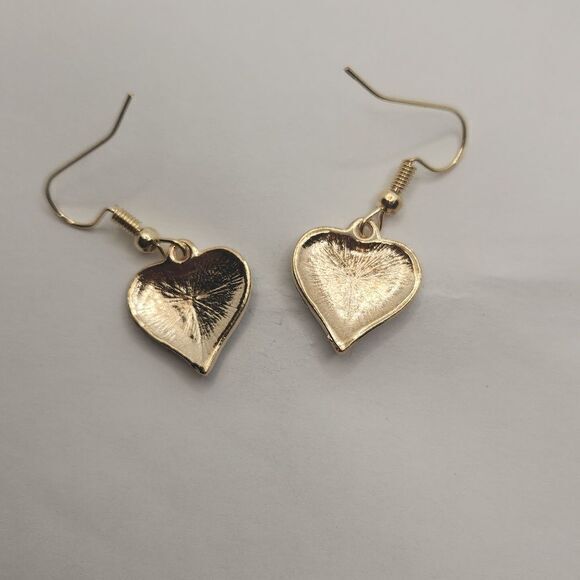 ❤️ Heart Shaped Silver Glitter Drop Earrings - Picture 4 of 4